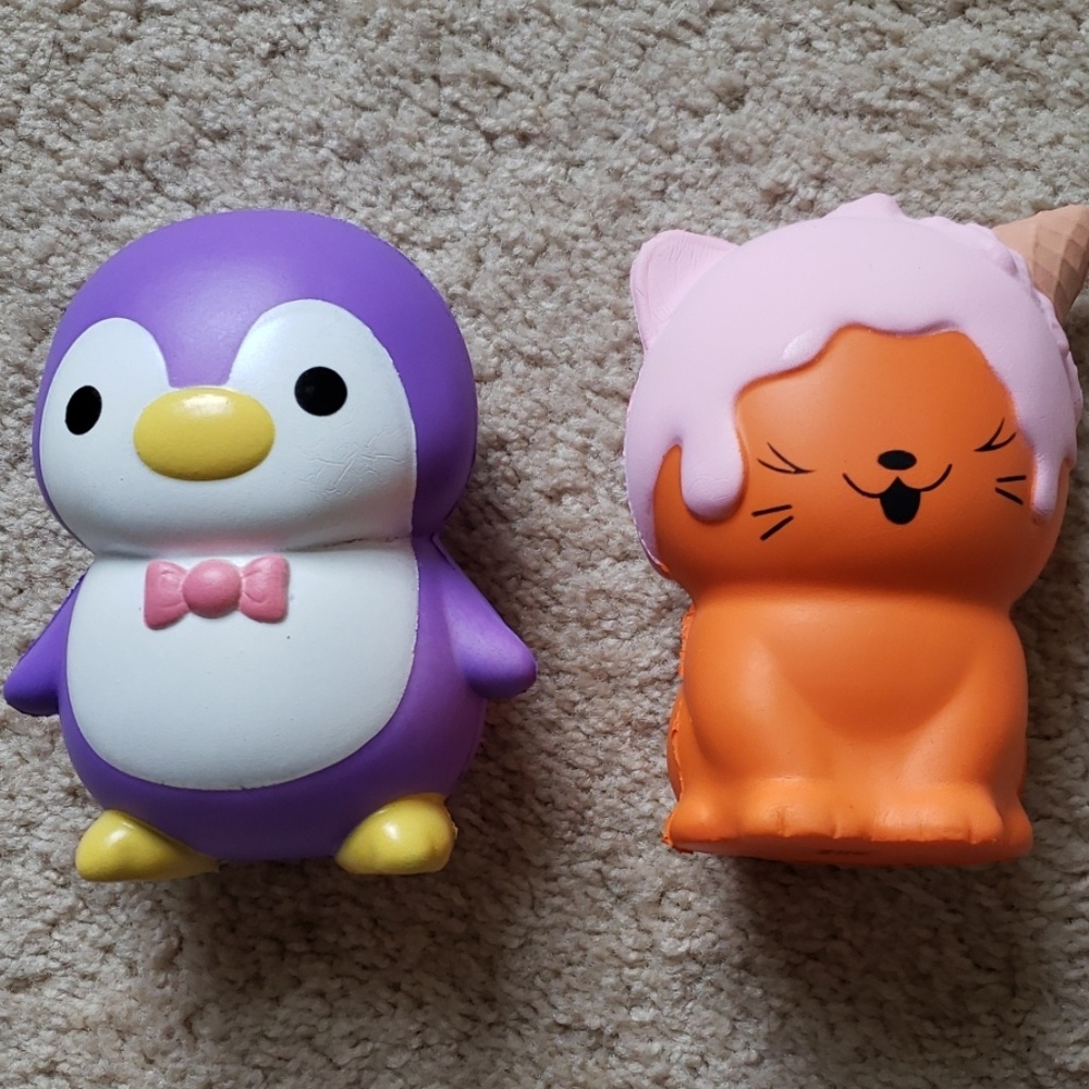 NEW COND! squishy set Cat/ Penguin - Picture 1 of 6